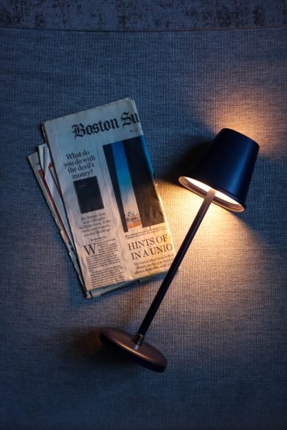 Настільна акумуляторна "Noir" з імітацією шкіри - Зображення 2